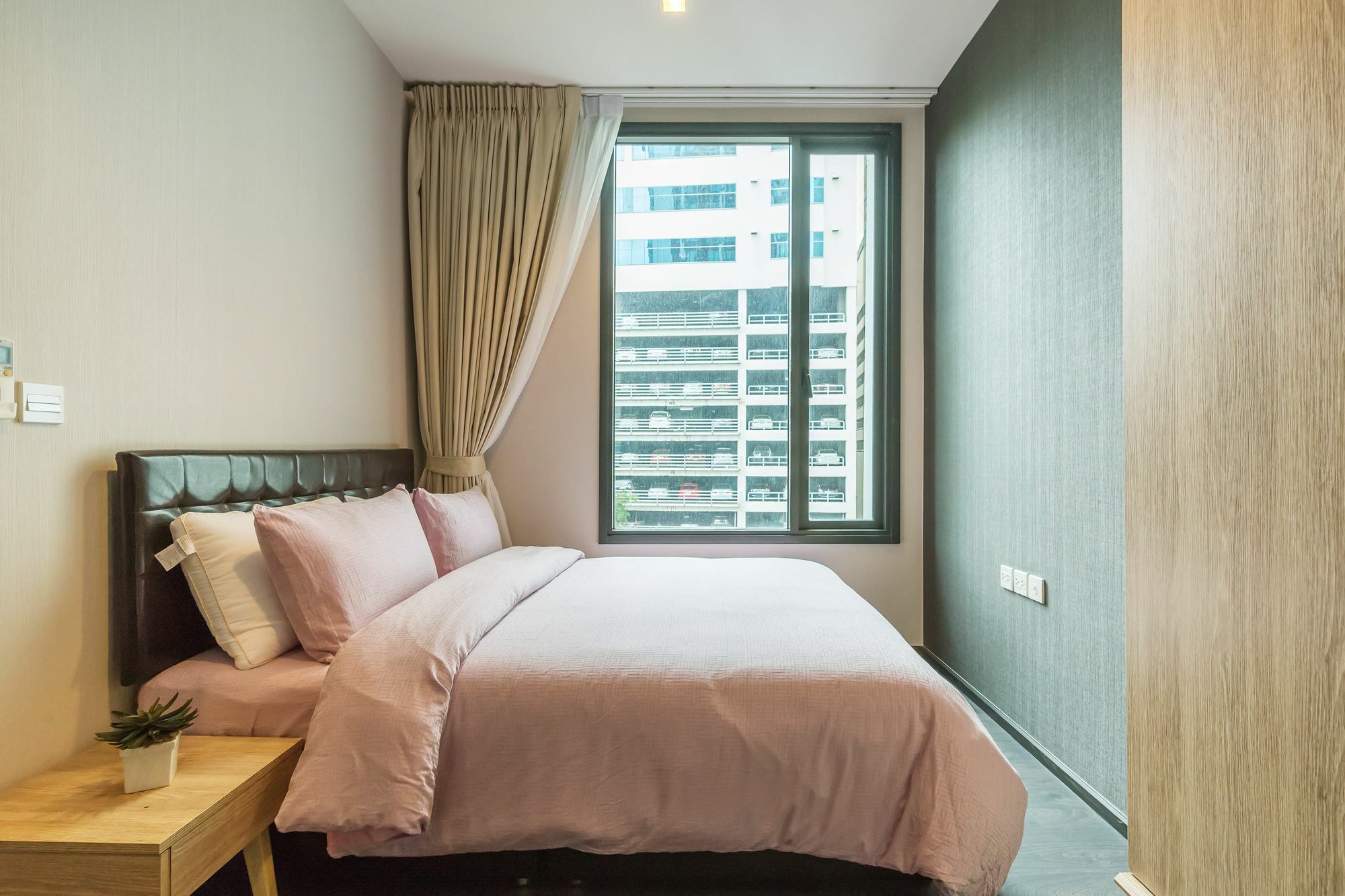 Apartment Edge Sukhumvit 23